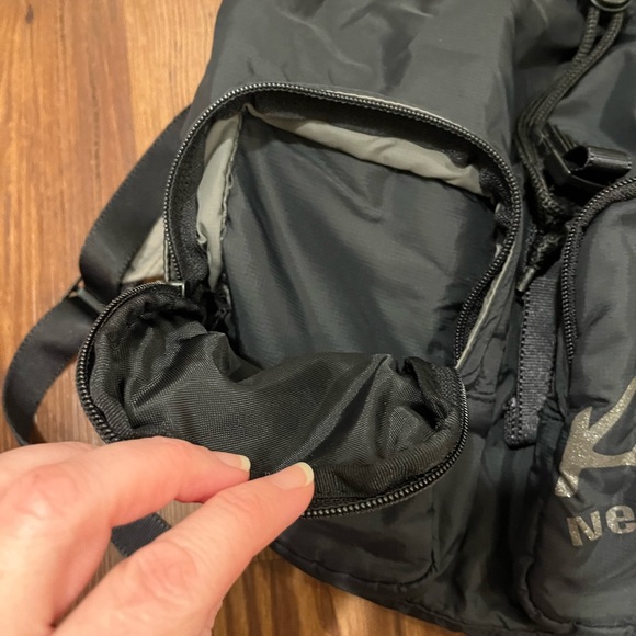 Kamp New York Black Nylon Backpack. - Picture 6 of 12